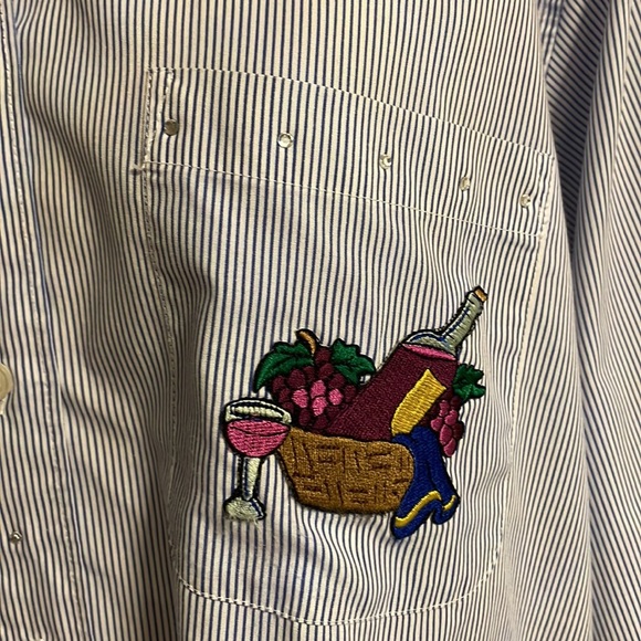 Las Olas Women’s Winery appliqué striped button front shirt blue white / sz M - Picture 6 of 14